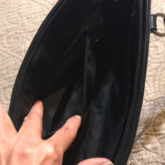 🌞3/$25 Black purse - Picture 5 of 6